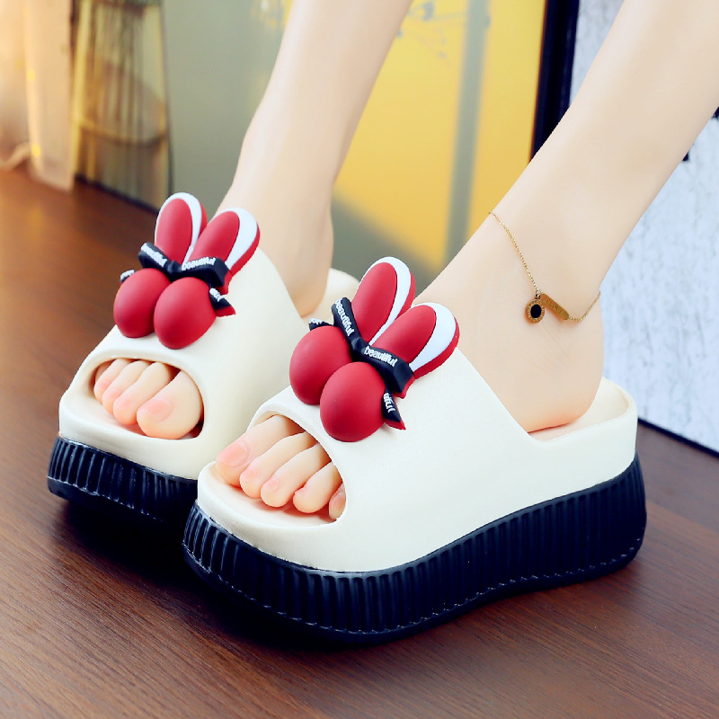 Women Fashion Images - New arrival wedge ear platform clogs