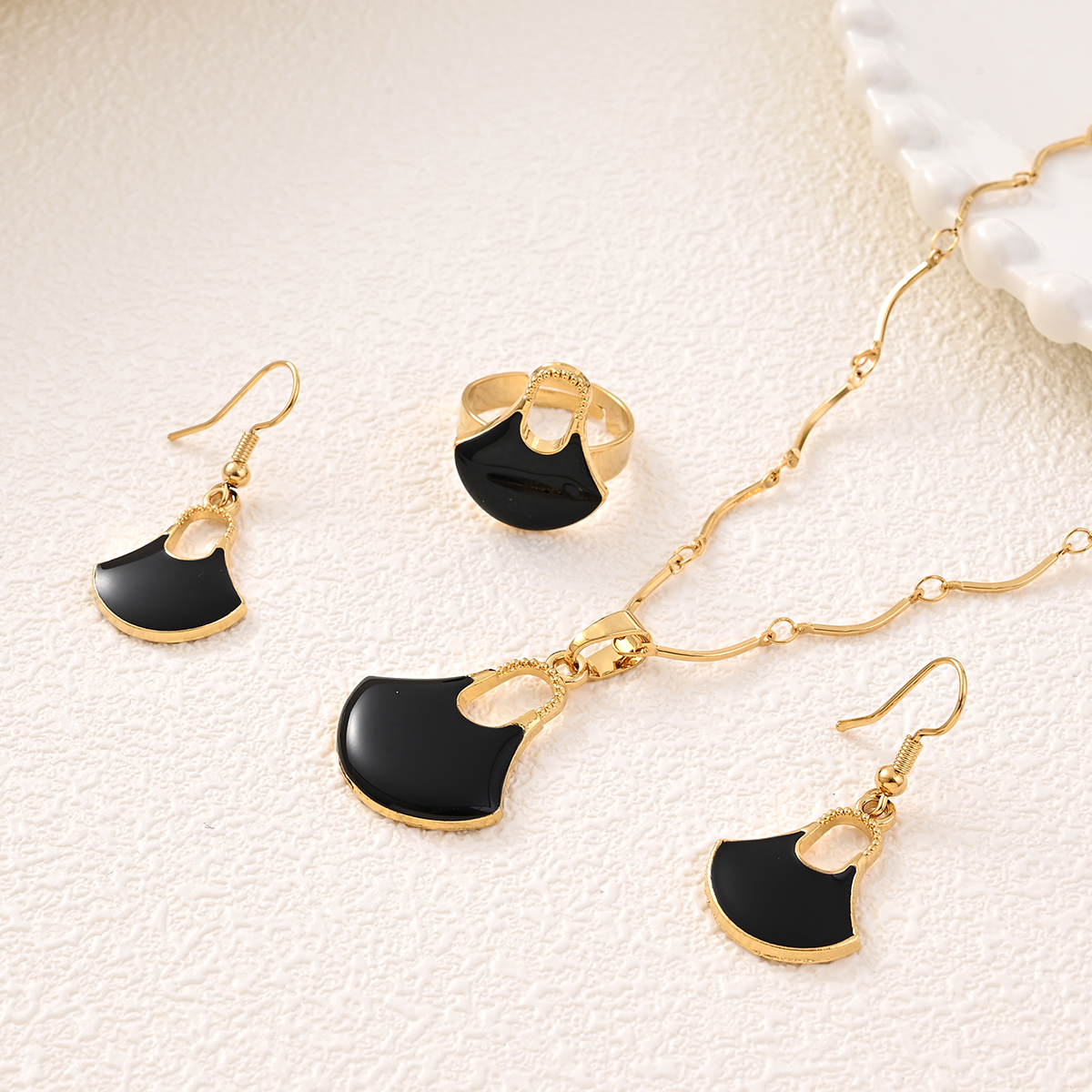 Stylish Black Bilum Pendant Ne - Women Fashion Png recensie en prijs