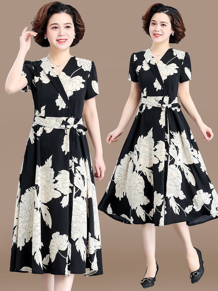 Elegant Midlife Mom Summer Dre - Women Fashion Over 40 recensie en prijs
