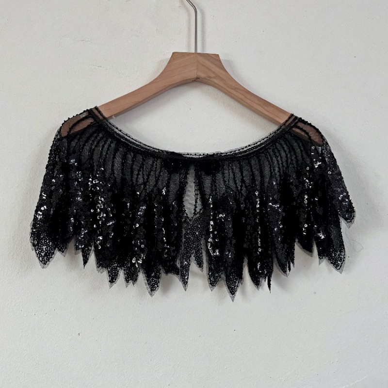 Ladies Sequins Leaf Lace Flapp - Women'S Fashion Poncho recensie en prijs