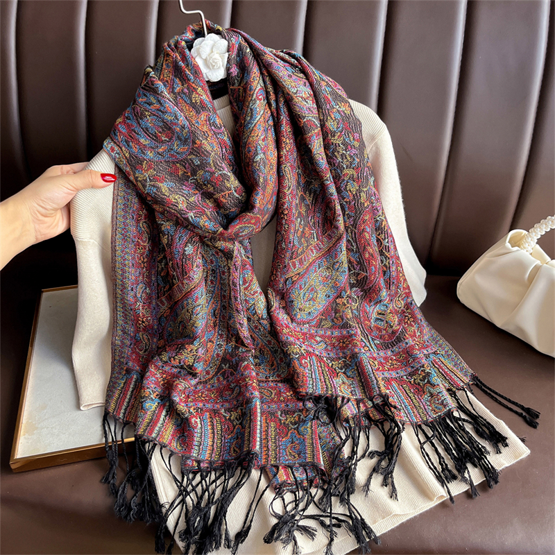 Luxury Embroidery Cashmere Win - Women'S Fashion Poncho recensie en prijs